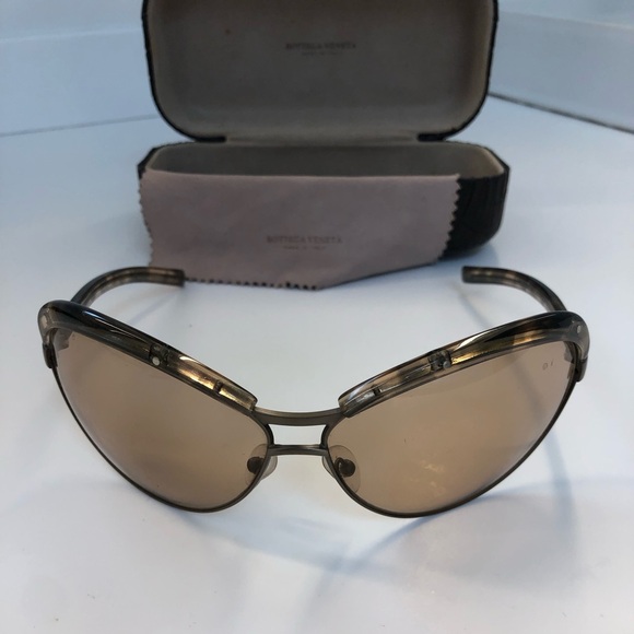 Bottega Veneta Accessories - Vintage Bottega Veneta 03 Wrap Cateye Sunglasses. * RARE Y2K STYLE*